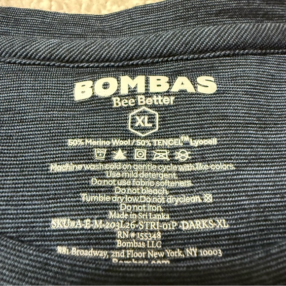 Bombas Men's Dark Navy Blue Long Sleeve Tee T-Shirt Crewneck Bee Better - Picture 5 of 7